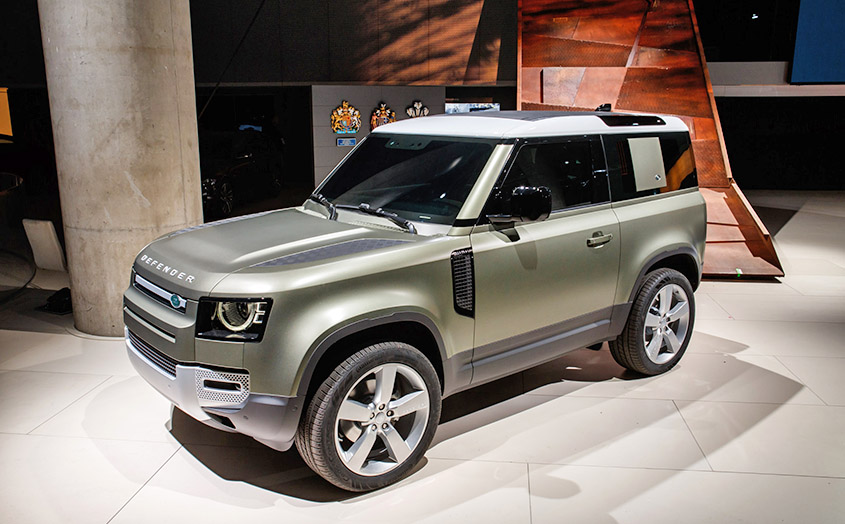 Land Rover Defender 2020 появится в России через год