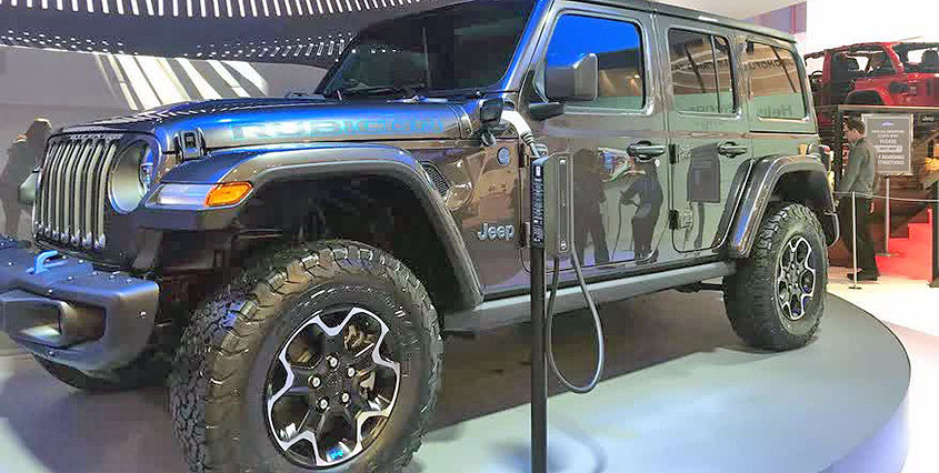 Jeep Wrangler Rubicon с гибридной силовой установкой на выставке CES 2020 в Лас-Вегасе