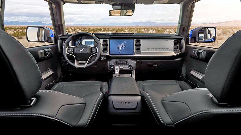 Самый первый серийный Ford Bronco нового поколения ушел с молотка за one million dollars