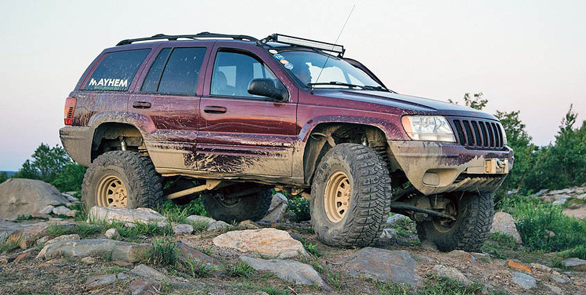 7,5 тысяч 8-11-летних Jeep Grand Cherokee отзывают в России