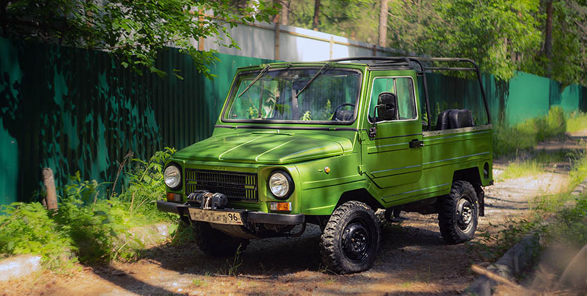 ЛуАЗ-969 продается в Нижнем Тагиле в составе небольшой коллекции советских авто