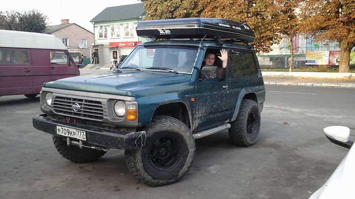 Российская автоэкспедиция въехала на территорию Украины