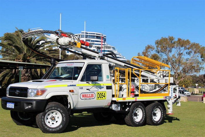 В Австралии строительство Toyota Land Cruiser 6×6 поставили на поток