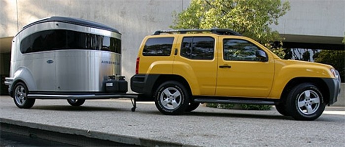Трейлер-гибрид с возможностями грузового прицепа и автодома