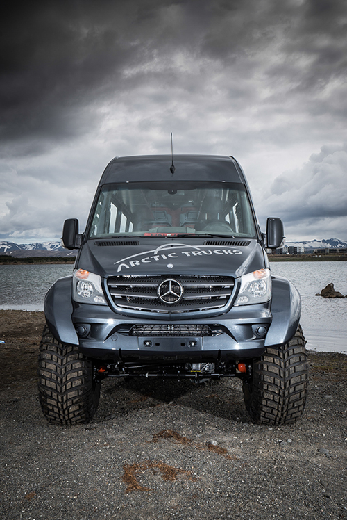 Arctic Trucks построил Спринтер на 46-дюймовых колесах