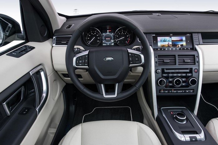 Land Rover Discovery Sport обновил модельный год