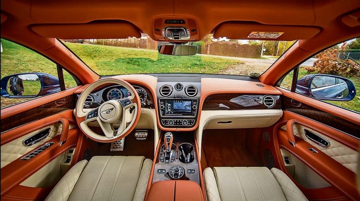 Сравнительный тест Bentley Bentayga Lada Taiga