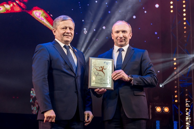 Владимир Чагин получил награду «За служение спорту»