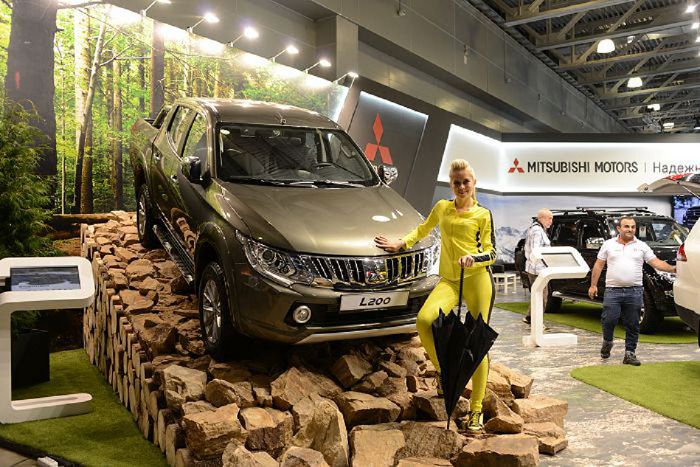 Российская премьера пятого поколения Mitsubishi L200 на Московском внедорожном шоу